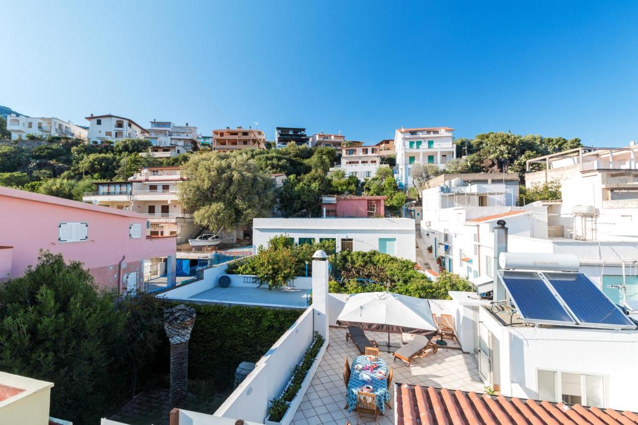 Near The Port Apartment Cala Gonone Exterior photo