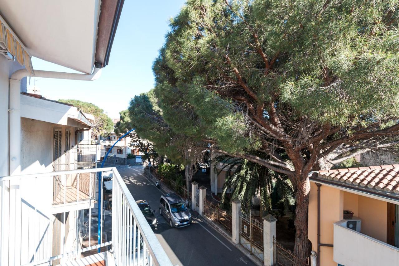 Near The Port Apartment Cala Gonone Exterior photo