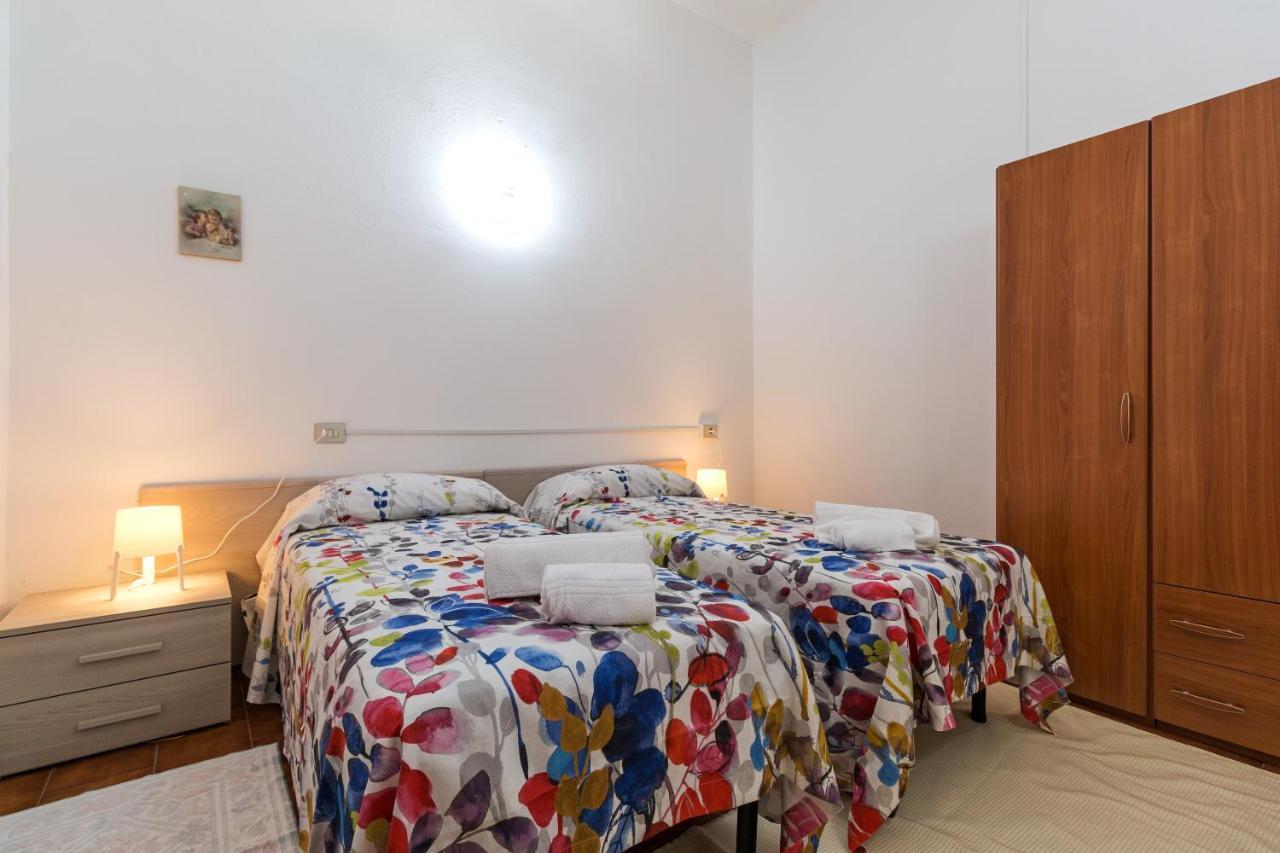 Near The Port Apartment Cala Gonone Exterior photo